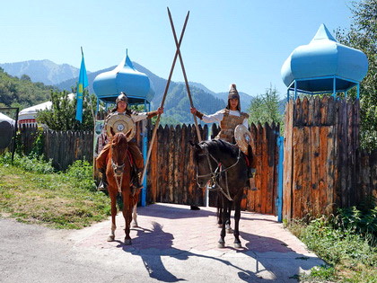 Tradiciones de los nómades Kazakh (desde Almaty)