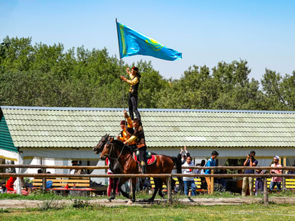 Circuito Grupal por Kazajistán Clásico 2026 - en Español