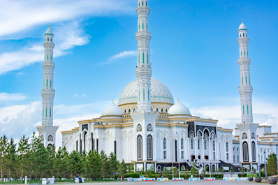 Hazret Sultan Mosque, Astana