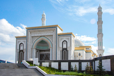 Hazrat Sultan Mosque, Astana