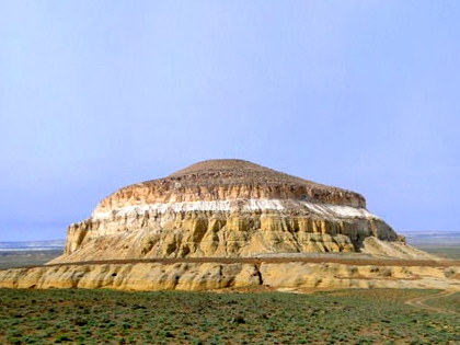 One-Day Tours in Kazakhstan: Mangyshlak Sightseeing Tour