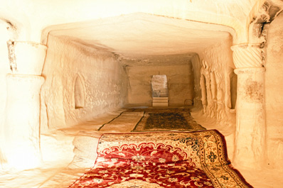 Shakpak-ata Mosque