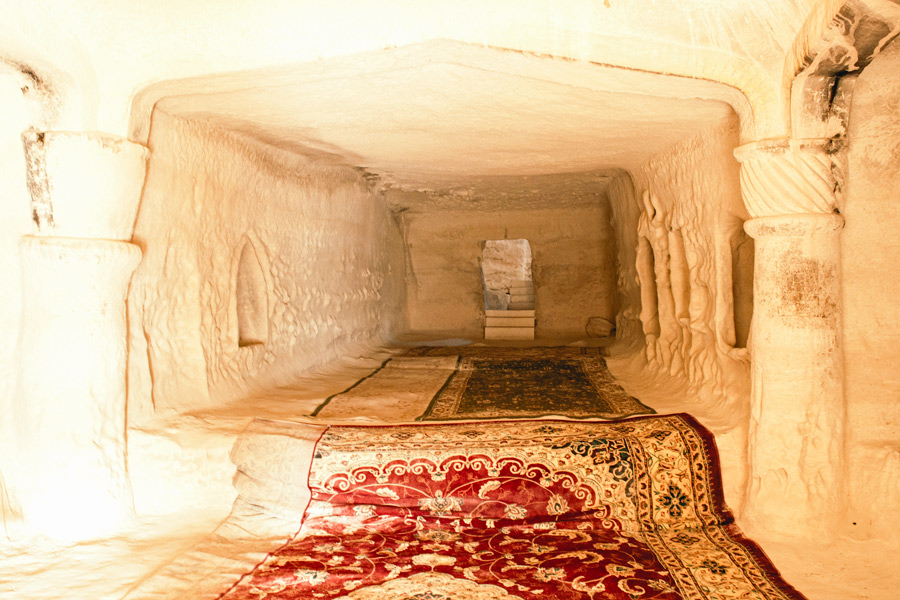 Shakpak-ata Mosque