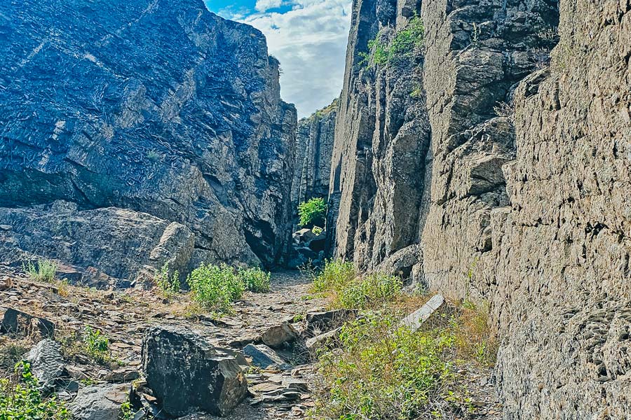Karadiirmen Gorge