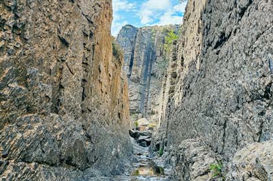 Karadiirmen Gorge