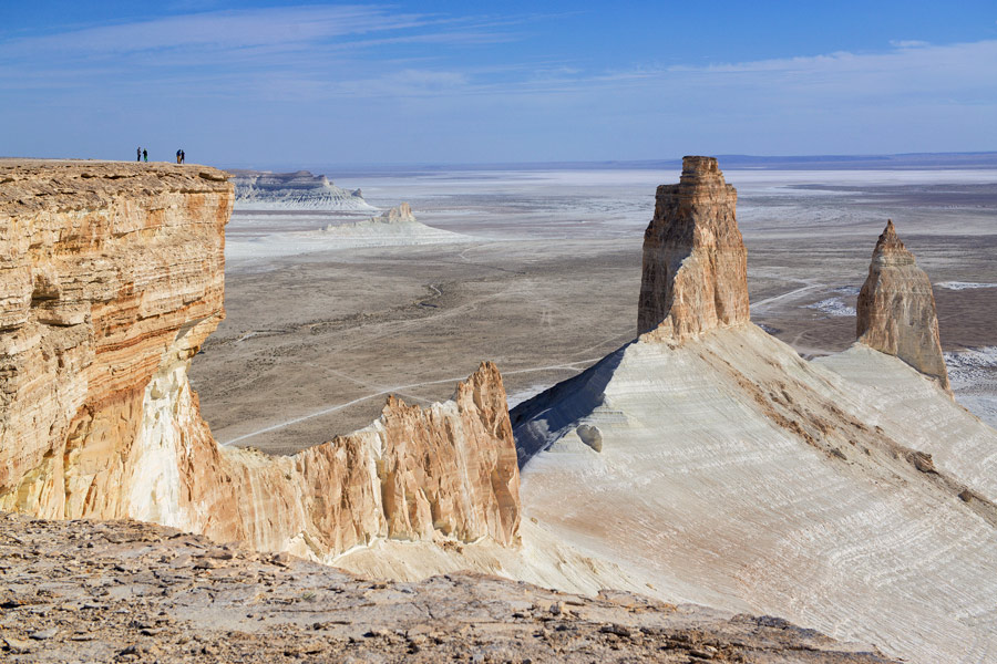 Bozzhyra Valley