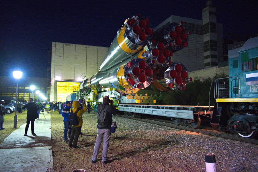 Spaceship Roll-out, Baikonur Cosmodrome