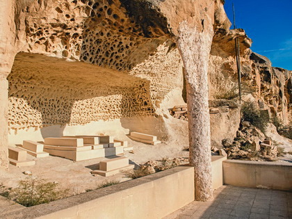 One-day Sultan-Epe and Shakpak-ata Underground Mosques Tour