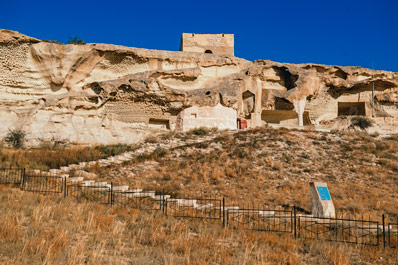 Shakpak-ata Mosque