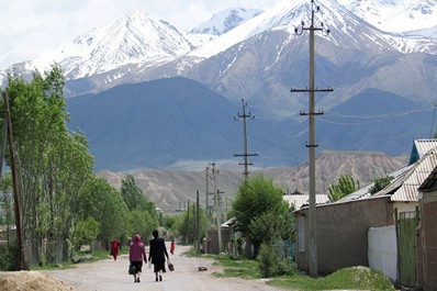 La mejor época para viajar Kirguistán. Primavera