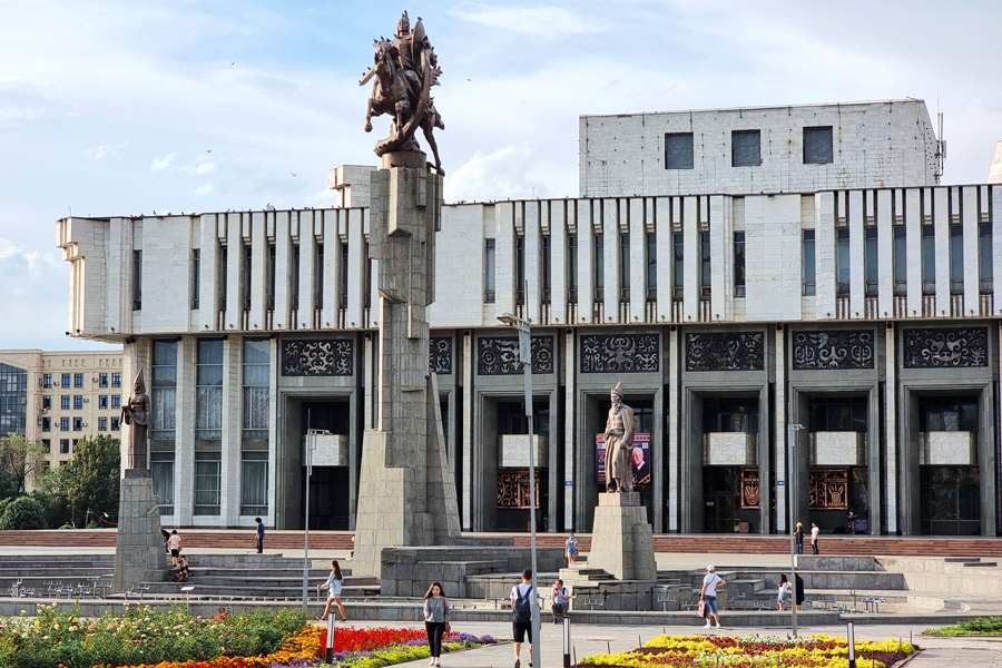 Viajes a Bishkek, Kirguistán