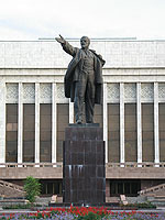 Statue of Lenin