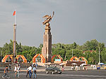 Starue de la Liberté, Bichkek