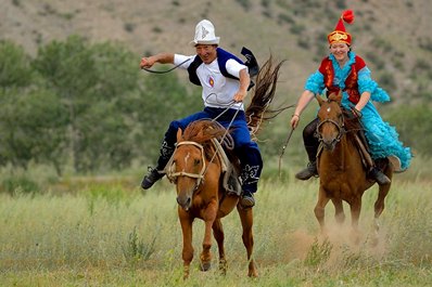 Caballos kirguises