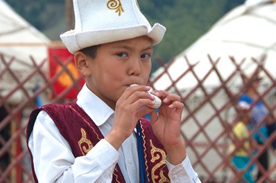 キルギスの民族衣装
