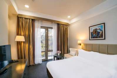 Single room, Ambassador Hotel