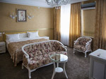 Luxe, Orto-Asia Hotel