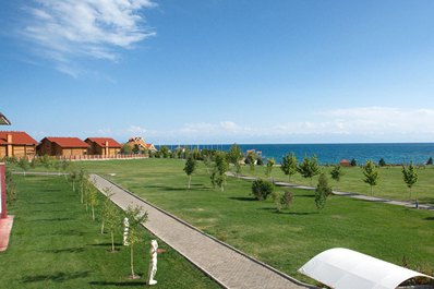 Lago Issyk-Kul, Kirguistán