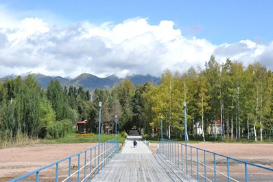 Lago Issyk-Kul, Kirguistán