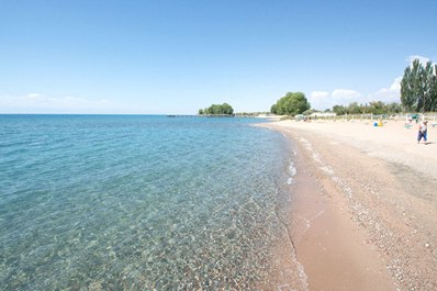 Lago Issyk-Kul, Kirguistán