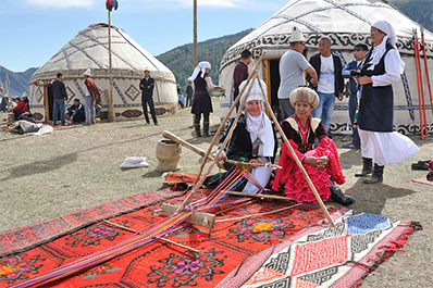 民族際, キルギス旅行