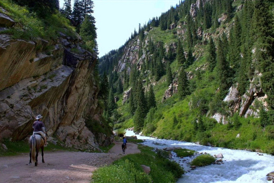 Григорьевское ущелье, Кыргызстан