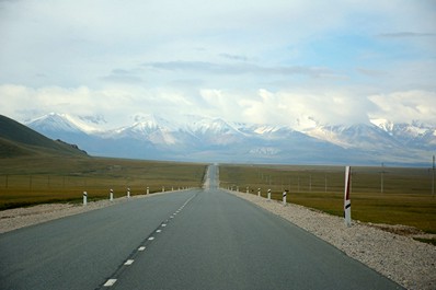 Le col Torougarte, le Kirghizstan