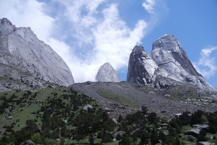 Asan-Usen Peak