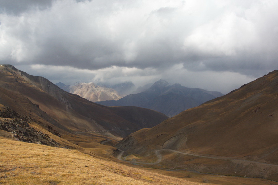 Kalmak Ashu pass