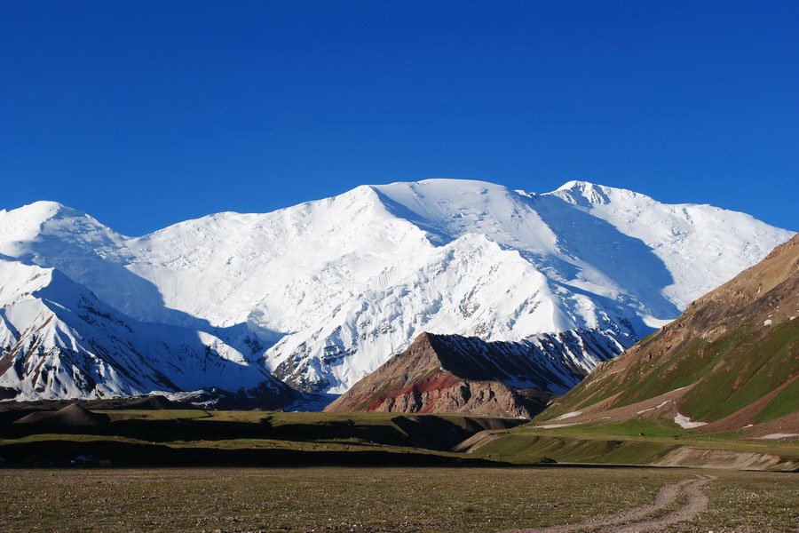 Lenin Peak