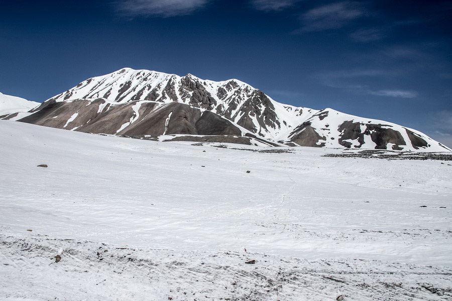 Yukhin peak