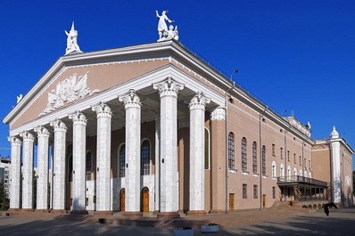 Opera and Ballet Theatre