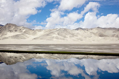 Lac Karakul