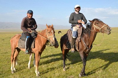 キルギス遊牧民の伝統