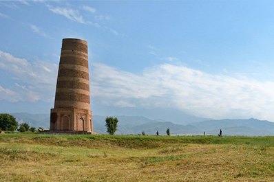 Antigua Torre de Burana