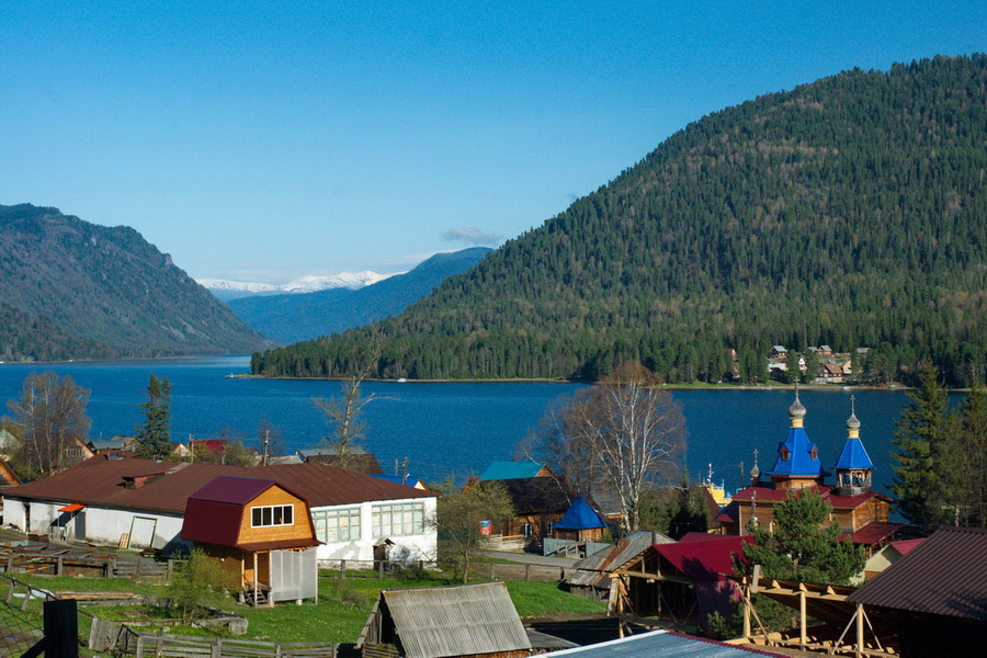 Teletskoye Lake