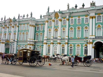 One-day Tour in St Petersburg: City Tour by Car