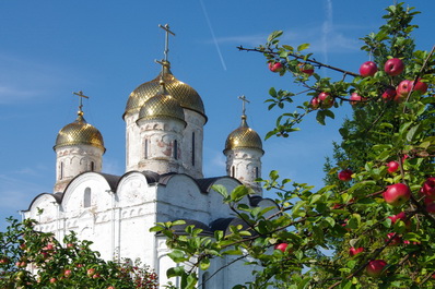 Luzhetsky Monastery