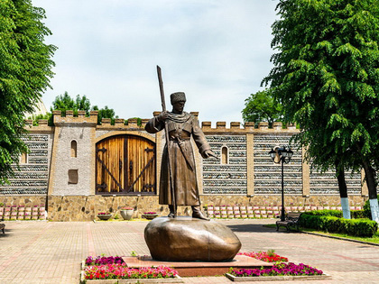 8-day Gastronomy and Culture of North Ossetia, Kalmykia and Astrakhan Tour