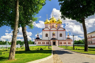 Валдайский Иверский монастырь