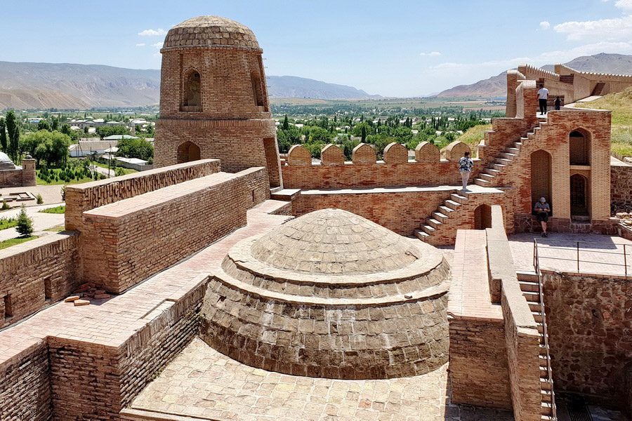 Top 10 Places to Visit in Tajikistan: Hissar Fortress