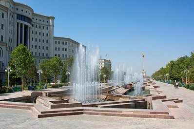 Dusti Square, Dushanbe