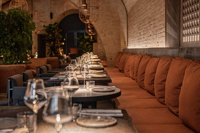 Бар, Гостиница Rumi