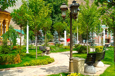 Courtyard, Karon Palace Hotel