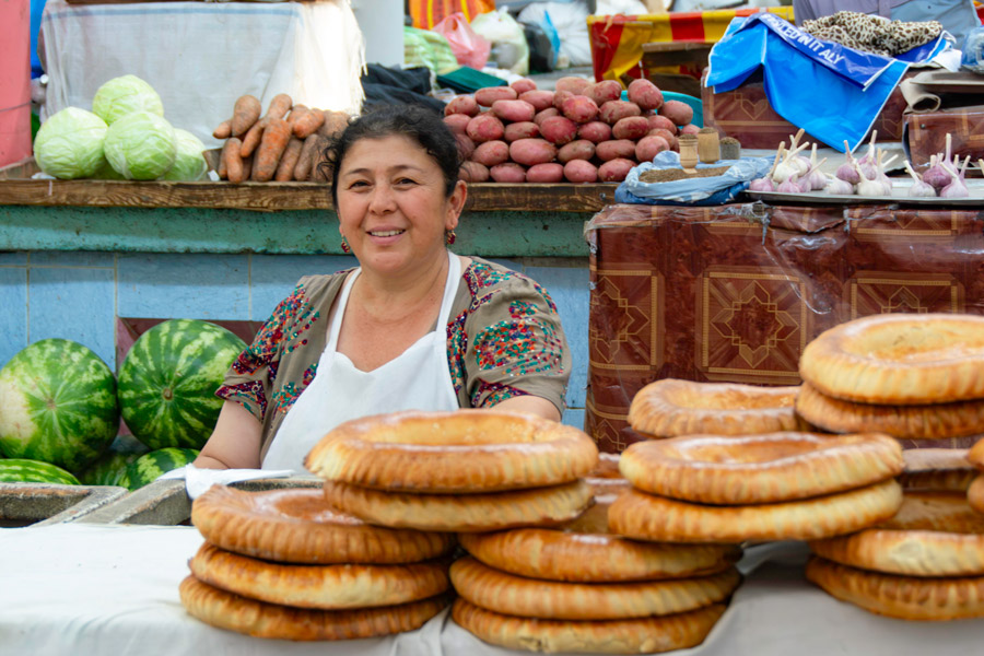 Panjshanbe Market, Khujand
