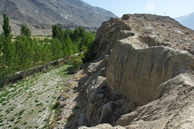 Fortress Kah-Kakha, Pamir Highway