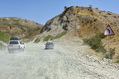 Дорога в Калаи-Хумб, Памирский тракт