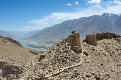 Fortress Yamchun, Pamir Highway