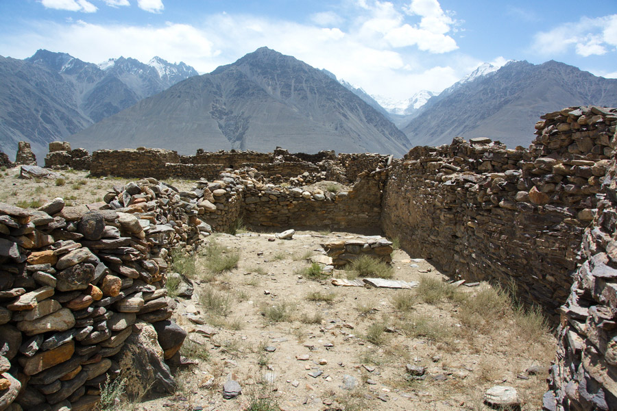 Fortress Yamchun, Pamir Highway