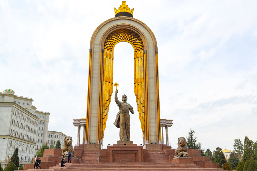 Statue of Ismail Samani, Dushanbe